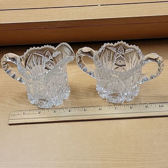 Creamer And Sugar Bowl Sunburst, Vintage Indiana Pressed glass. - Picture 2 of 11